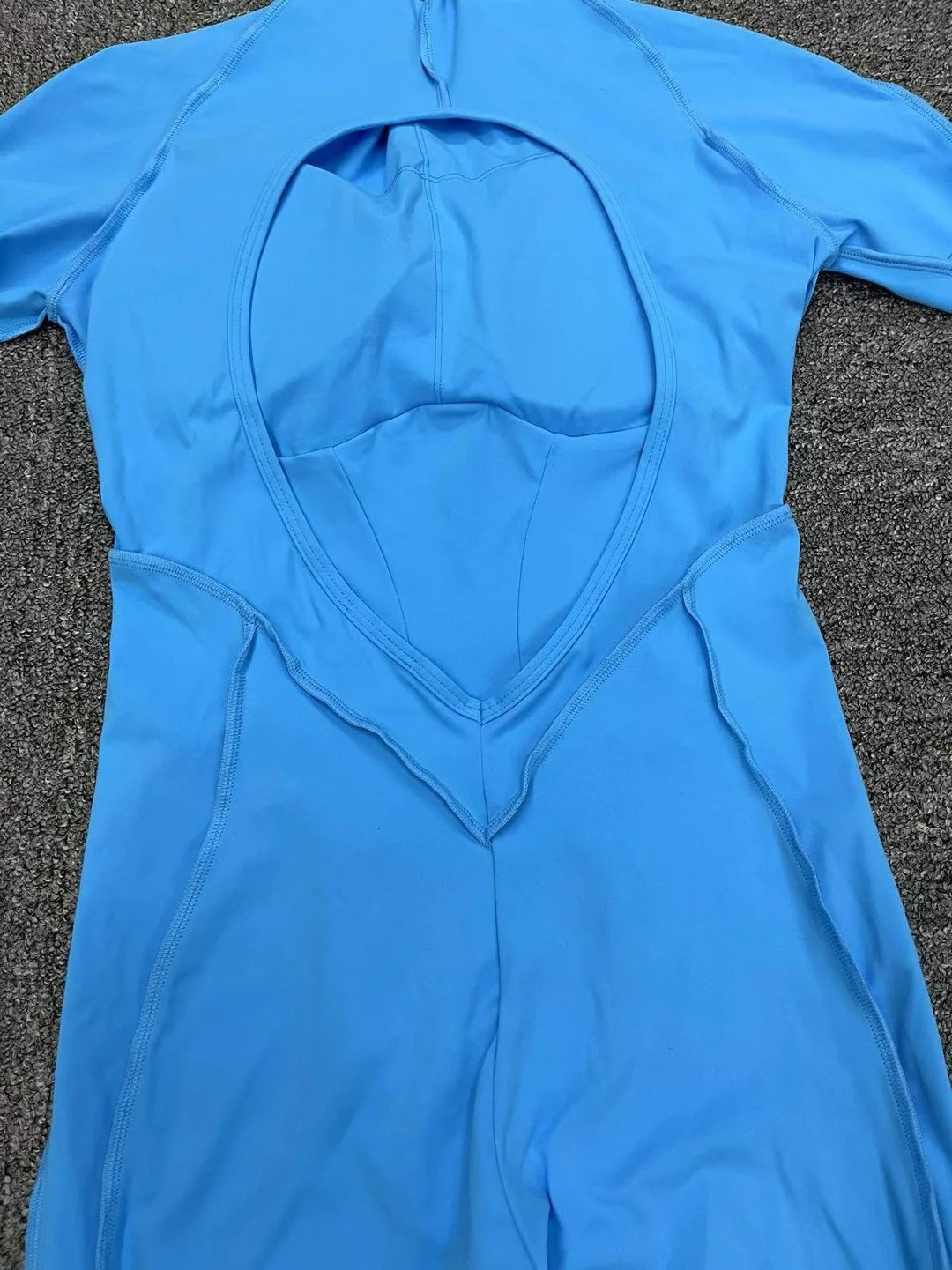 New Autumn/Winter Long-Sleeved One-Piece Yoga Jumpsuit for Women – Backless, Slim Fit Sports Outfit