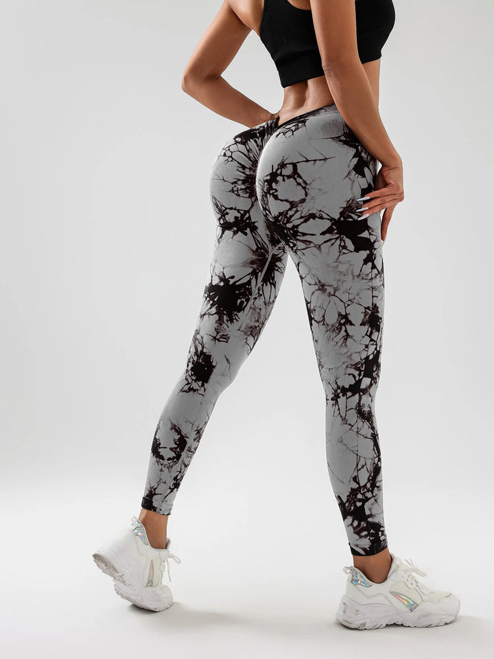V-Back Tie-Dye Scrunch Butt Leggings – Buttery Soft, High-Waist, Booty-Lift Yoga Pants