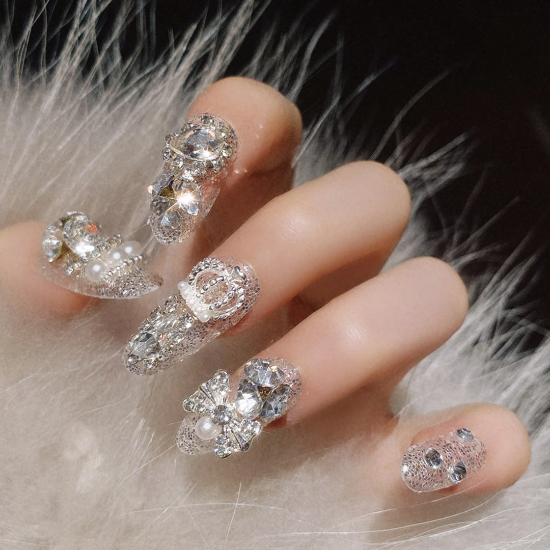 Mid-length French Press-on Nails with Silver Heart Accent – Gentle Pink & White Fade-resistant Artificial Nails – 24pcs