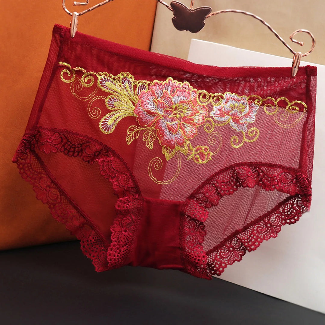 Plus Size Sheer Lace Embroidered Panties – High-Rise Seamless Briefs for Women